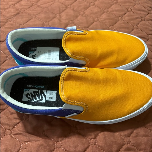 Colorful Vans - Picture 2 of 5